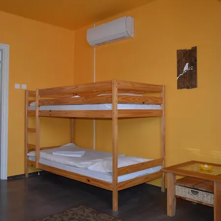 Nature Centrum Vendeghaz Guest house Gyortelek